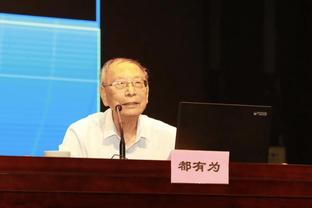 米体：巴雷拉可能先于劳塔罗完成续约，后者要求1000万欧固定年薪